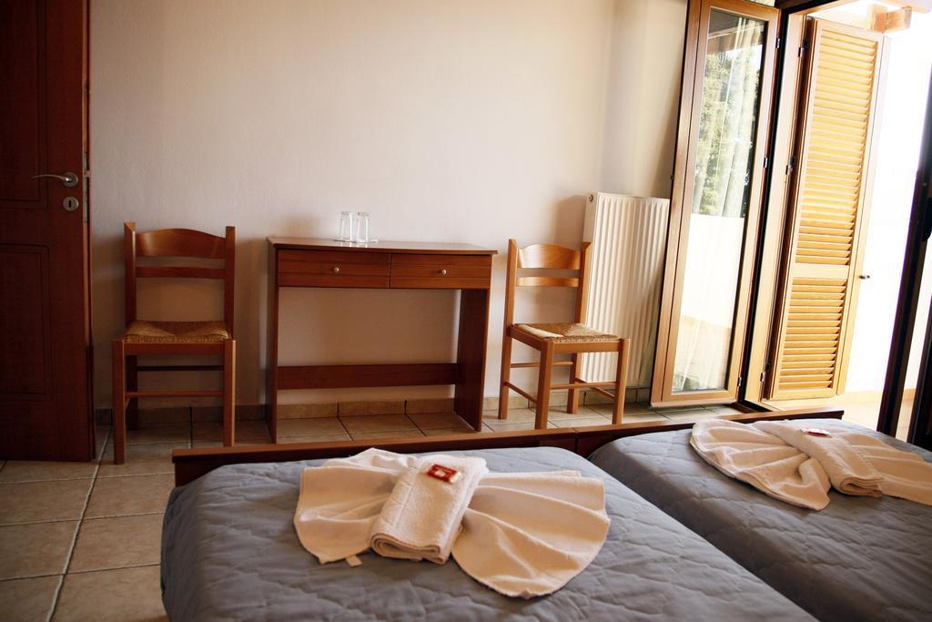 Kalliopi Hotel Kastellion Phòng bức ảnh